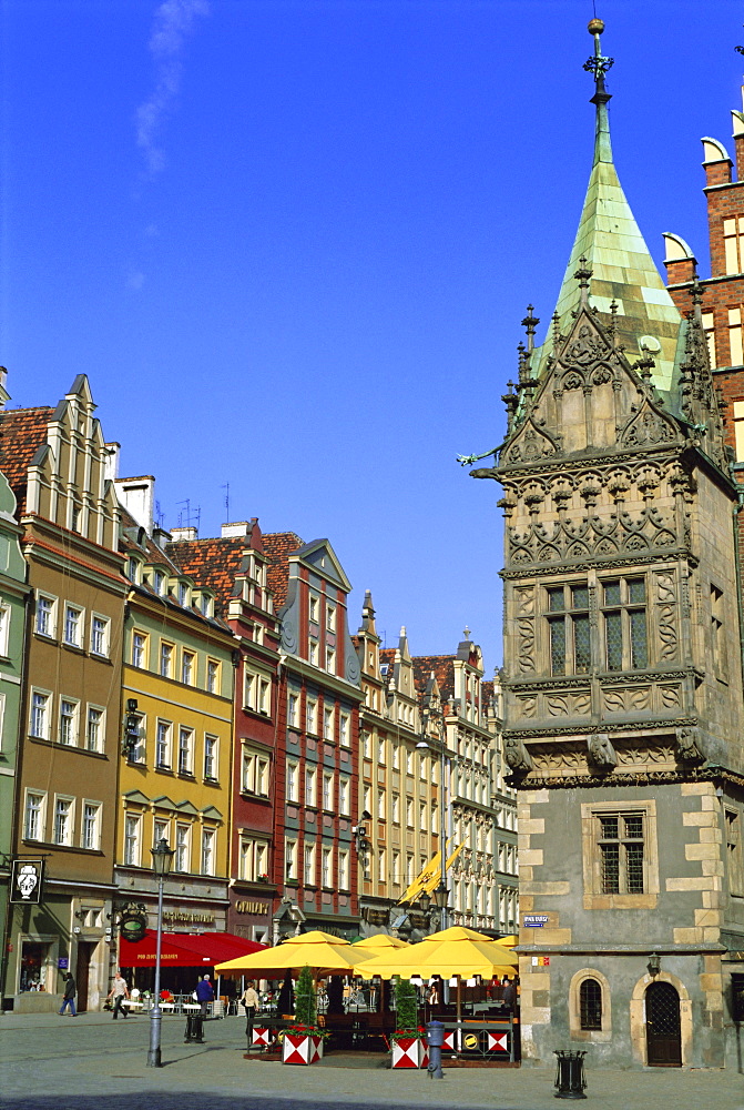 Market Square and Town Hall, Wroclaw (Warsaw), Silesia, Poland