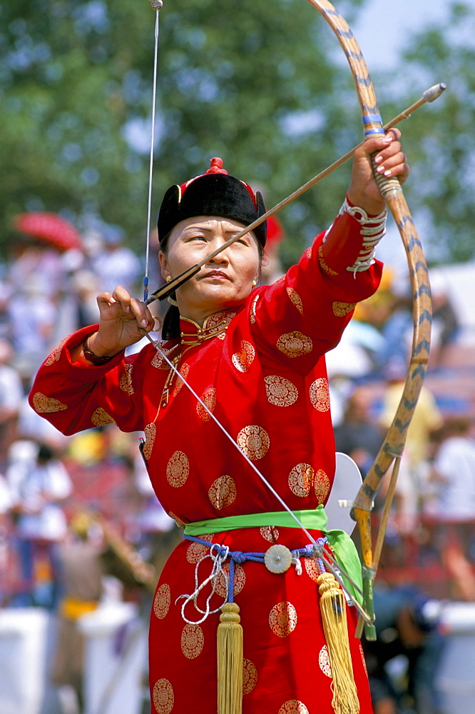 Archery contest, Naadam festival, Oulaan Bator (Ulaan Baatar), Mongolia, Central Asia, Asia