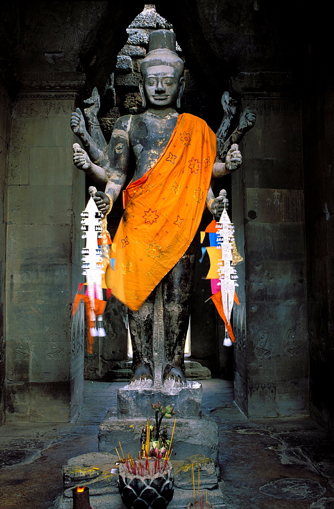 Angkor Wat temple, Angkor, Cambodia, Asia