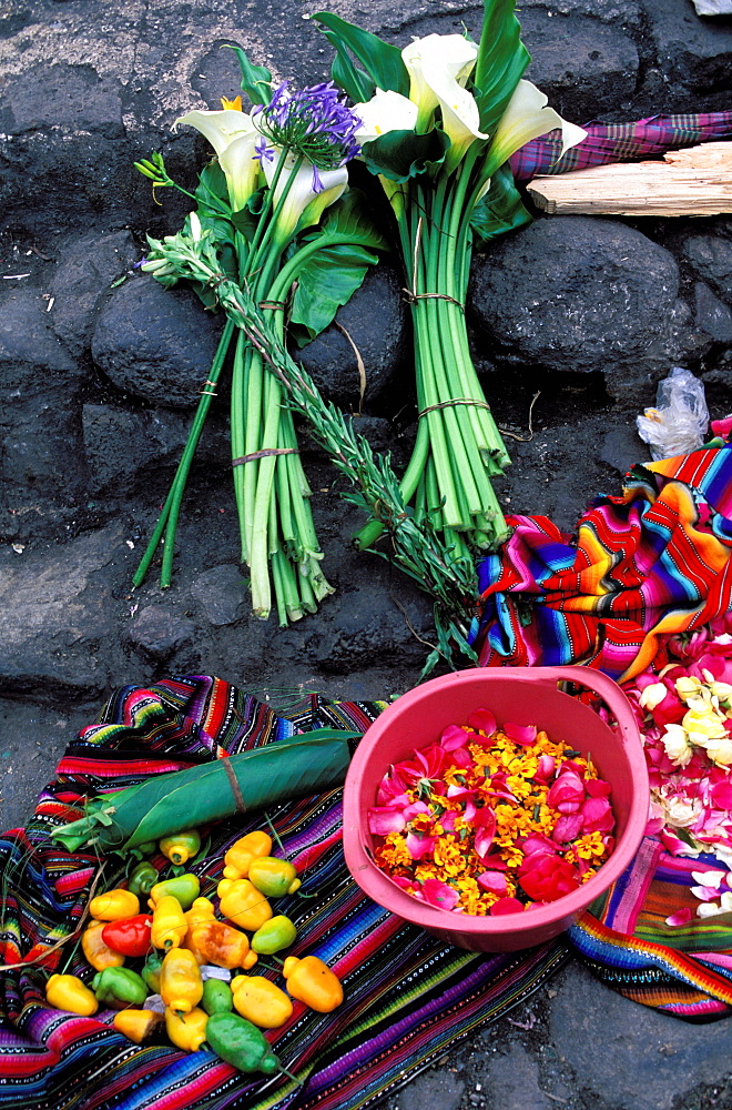 Sunday market, Chichicastenango, Guatemala, Central America