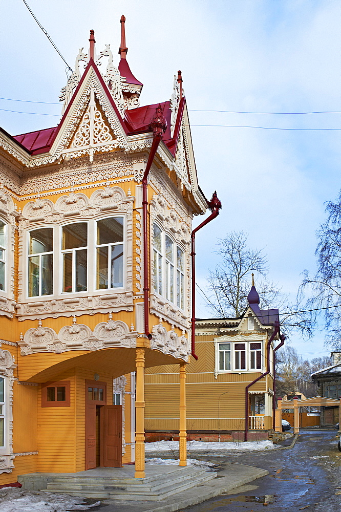 The Peacock House on Krasnoarmeiskaia Avenue, wooden architecture, Tomsk, Tomsk Federation, Siberia, Russia, Eurasia 