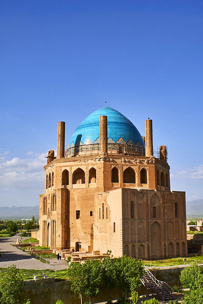 Oljeitu Mausoleum, the Mongolian Sultan of Ilkhanid Mongol era, Soltaniyeh, Zanjan Province, Iran, Middle East