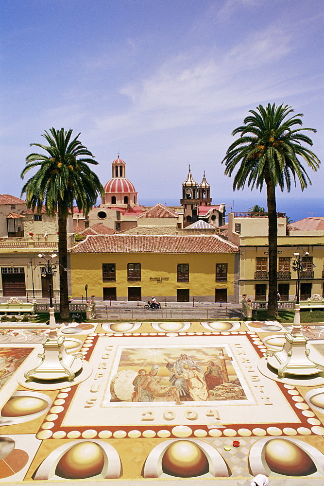 Floral decorations made during Corpus Christi celebrations, Placa de l'Ayuntamento (City Hall Square), La Orotava, Tenerife, Canary Islands, Spain, Atlantic, Europe