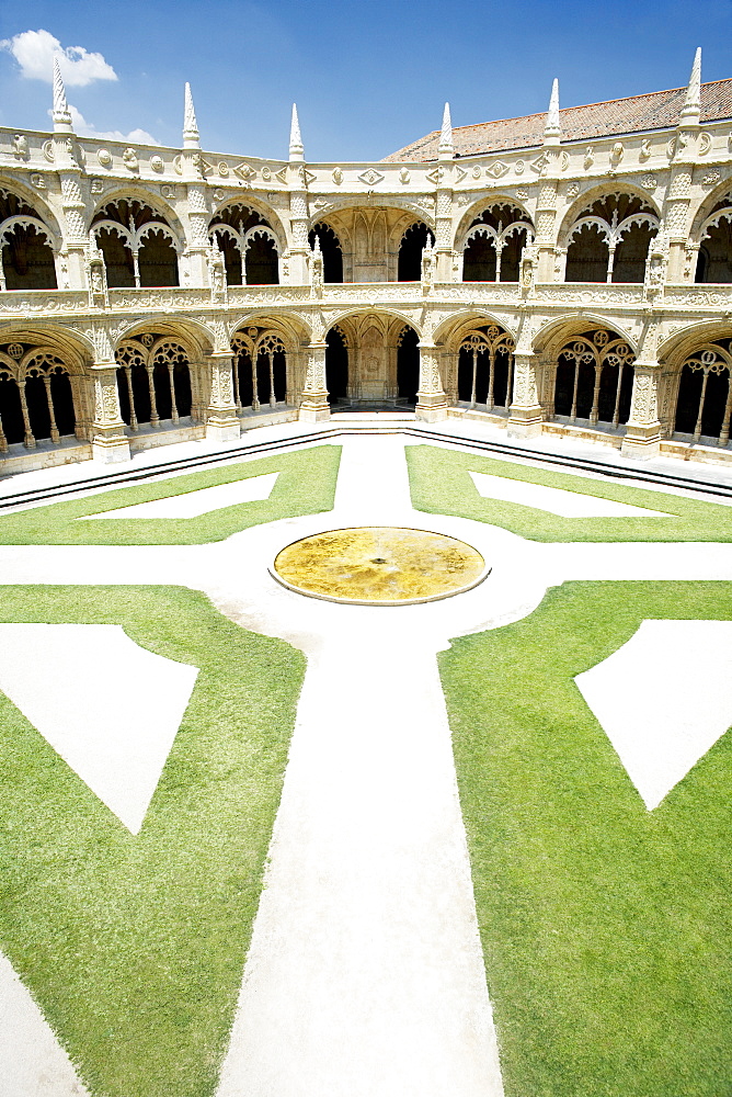 Mosteiro dos Jeronimos (Monastery of the Hieronymites), dating from the 16th century, UNESCO World Heritage Site, Belem, Lisbon, Portugal, Europe