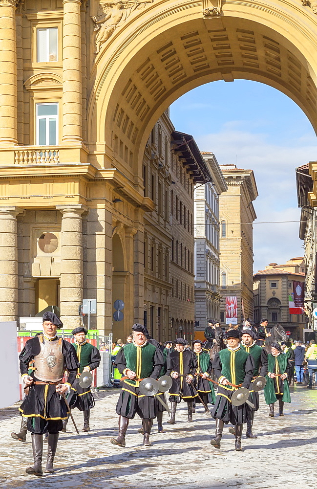 Participants in the Explosion of the Cart (Scoppio del Carro) festival marching through Florence in historical costumes, Florence, Tuscany, Italy, Europe