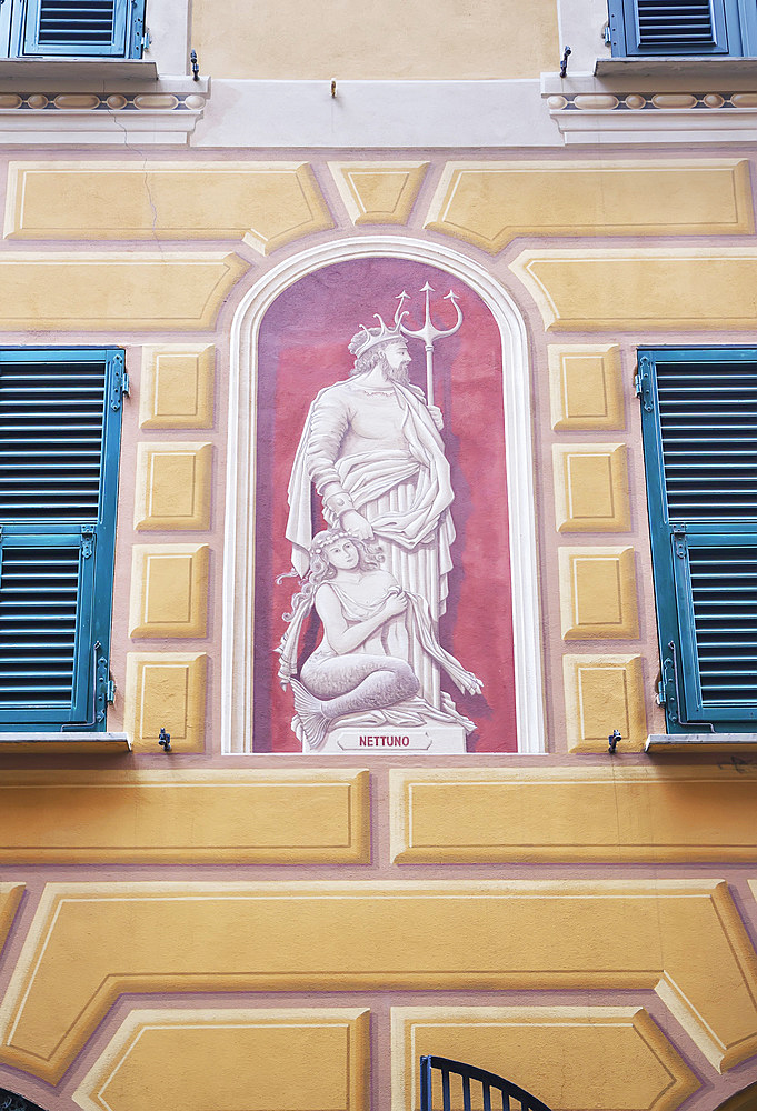 Traditional Ligurian house facade, Camogli, Riviera di Levante, Liguria, Italy, Europe