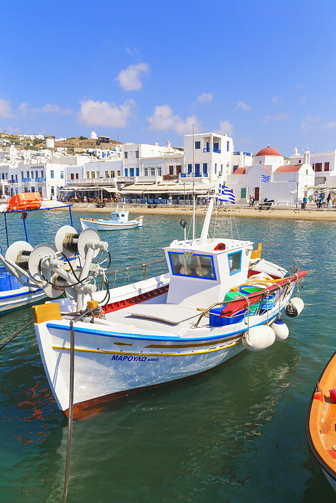 Mykonos Town old harbour, Mykonos, Cyclades Islands, Greek Islands, Greece, Europe