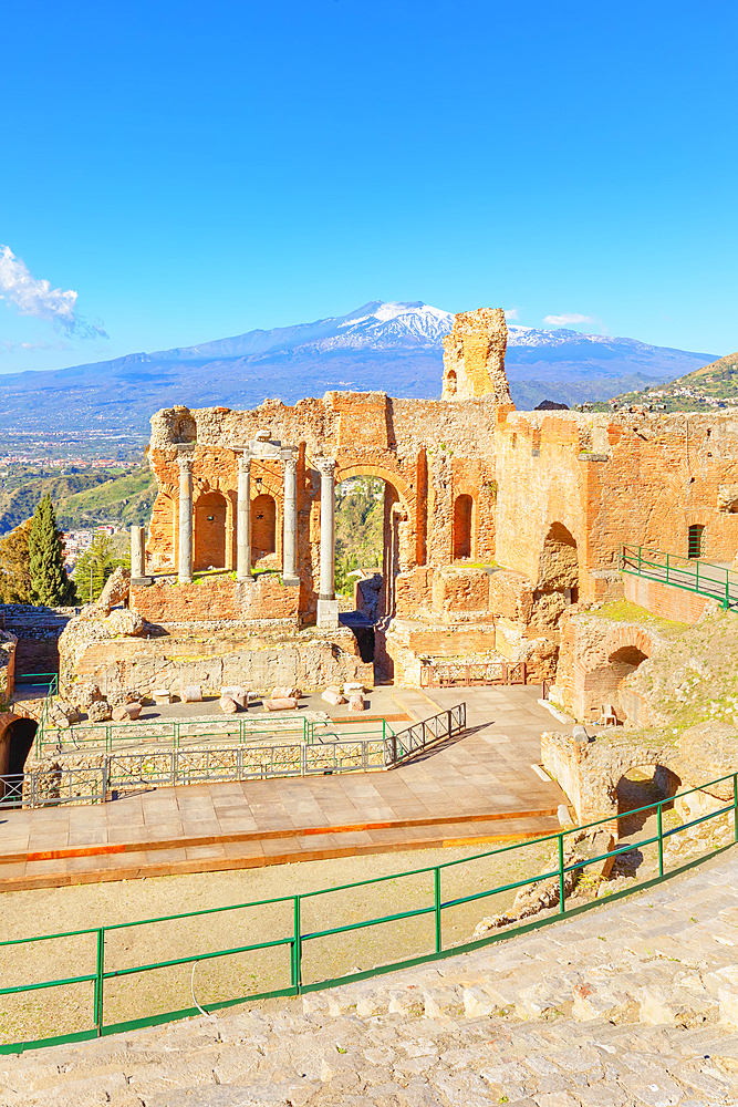 The Greek Theatre, Taormina, Sicily, Italy, Mediterranean, Europe