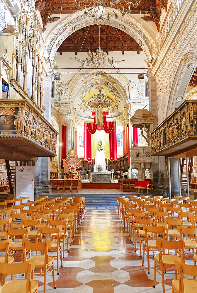 Duomo (Cathedral) interior, Enna, Sicily, Italy, Mediterranean, Europe