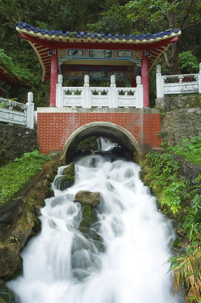 Waterfall, Changshun Tzu Water Temple, Taroko Gorge National Park, Hualien County, Taiwan, Asia