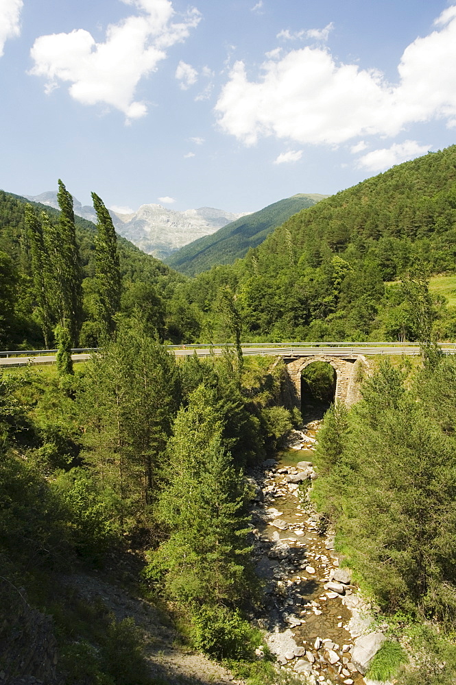 Countryside on road to Ordesa y Monte Perdido National Park, Aragon, Spain, Europe