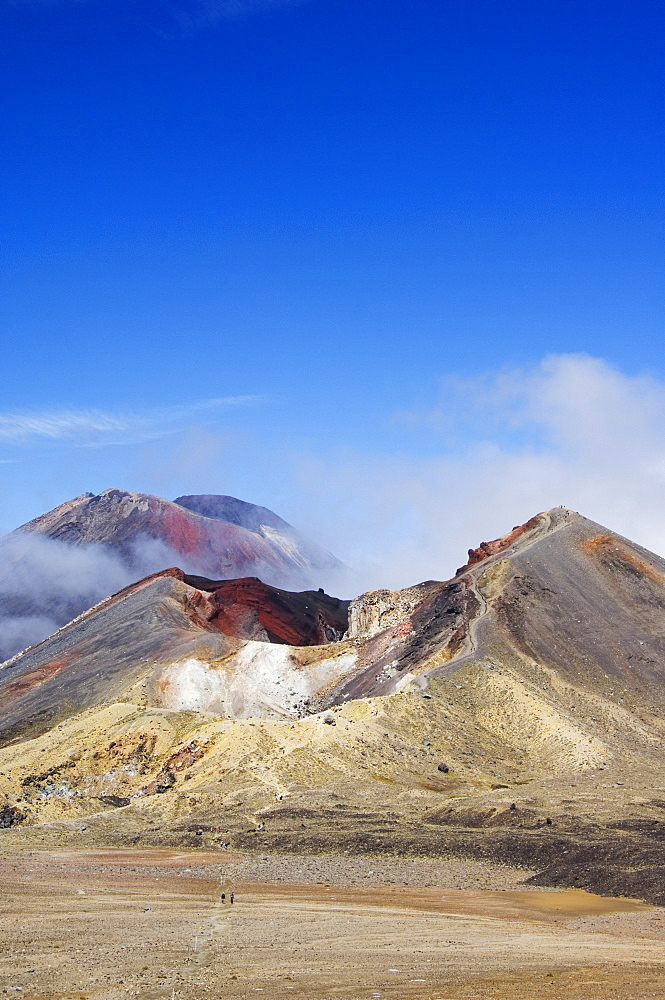 Mount Ngauruhoe, 2287m, on the Tongariro Crossing, in the oldest national park in New Zealand, Tongariro National Park, UNESCO World Heritage Site, Taupo, North Island, New Zealand, Pacific