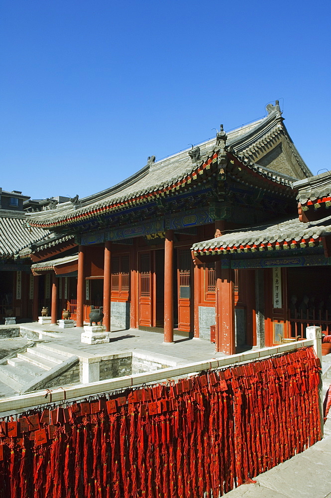 Lucky China Knots symbolising happiness decorate Taoist Donyue temple, Chaoyang district, Beijing, China, Asia