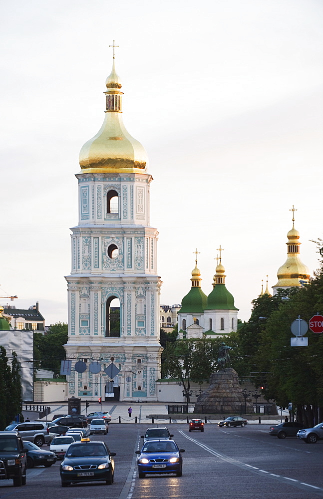 Bell tower of St. Sophia's Cathedral built between 1017 and 1031, UNESCO World Heritage Site, Kiev, Ukraine, Europe