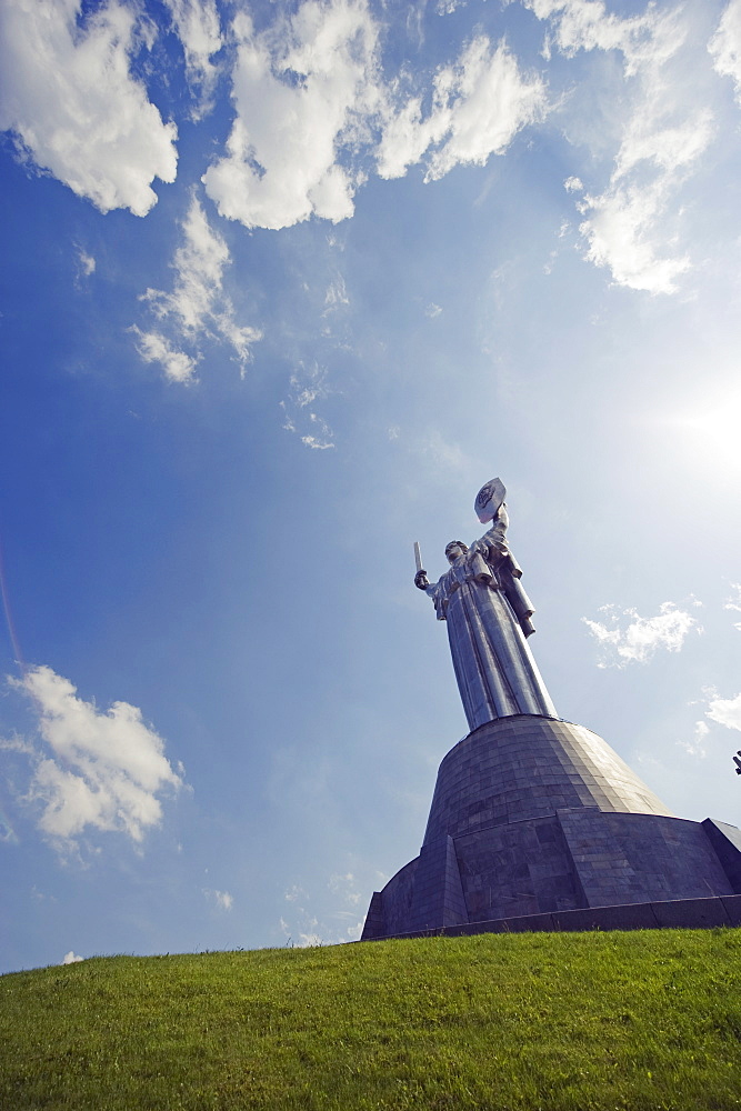 Rodina Mat, Nations Mother Defense of the Motherland monument, Museum of the Great Patriotic War, Kiev, Ukraine, Europe