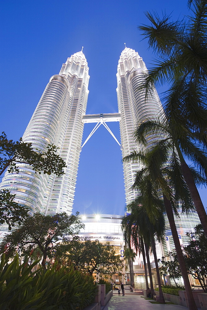 Petronas Towers, Kuala Lumpur, Malaysia, Southeast Asia, Asia