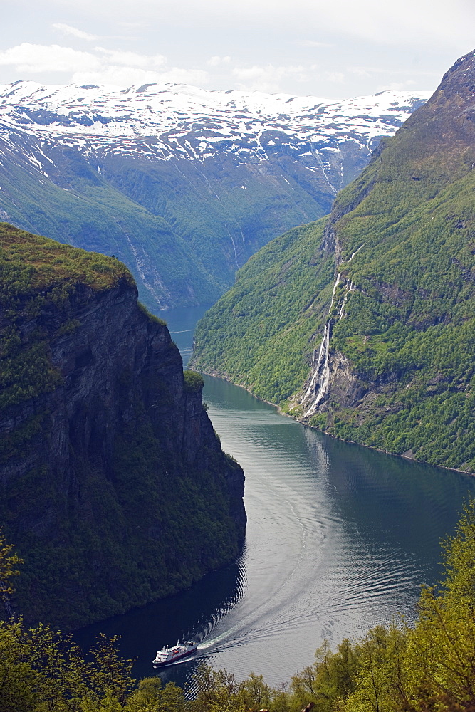 Tourist cruise ship on Geiranger Fjord, UNESCO World Heritage Site, Western Fjords, Norway, Scandinavia, Europe