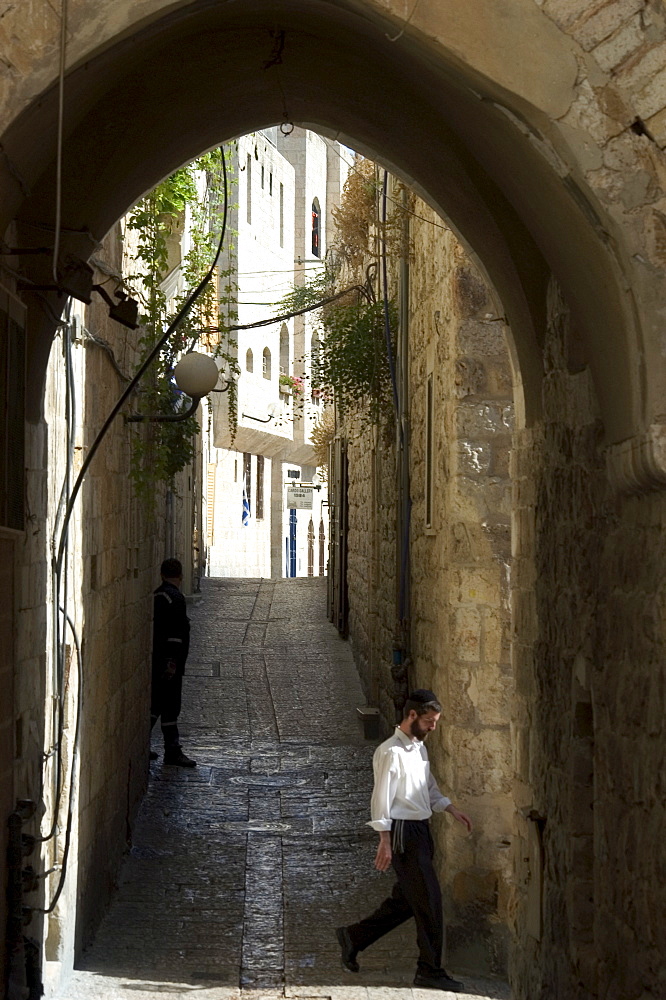 Jewish man in traditional clothes, Old Walled City, Jerusalem, Israel, Middle East