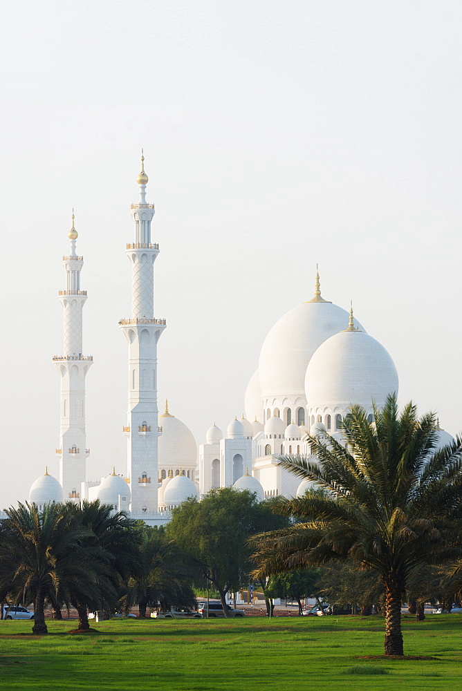 Sheikh Zayed Grand Mosque, Abu Dhabi, United Arab Emirates, Middle East