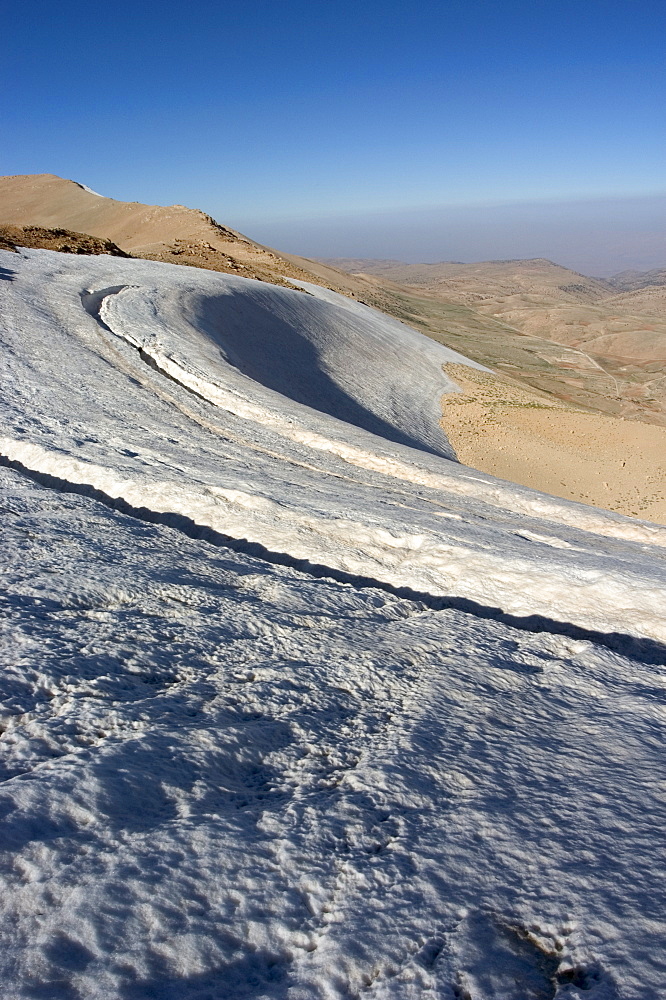 Snow capped mountains, Qornet as-Sawda, 3090m, Bcharre, Qadisha Valley, North Lebanon, Middle East