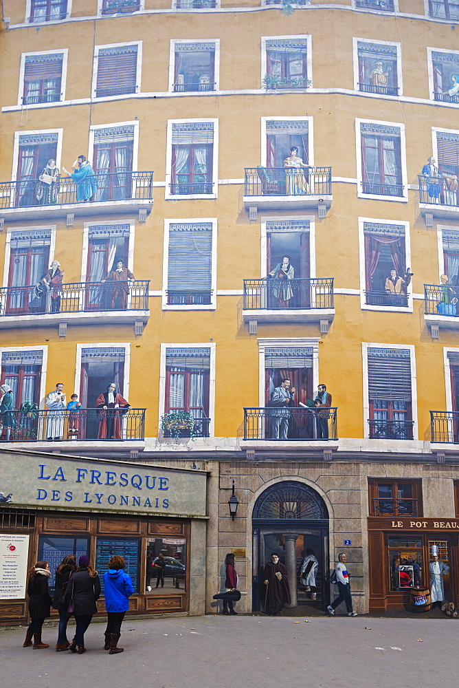 La Fresque des Lyonnais, painted wall fresco of famous Lyonnais people, Lyon, Rhone-Alpes, France, Europe