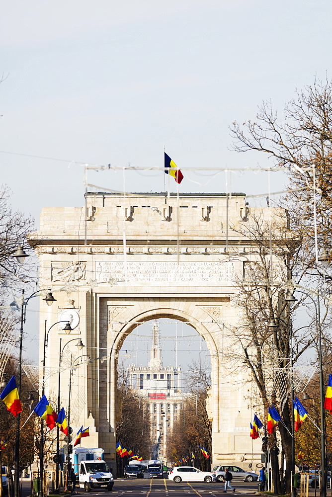 Arc de Triomph (Arch of Triumph), Bucharest, Romania, Europe