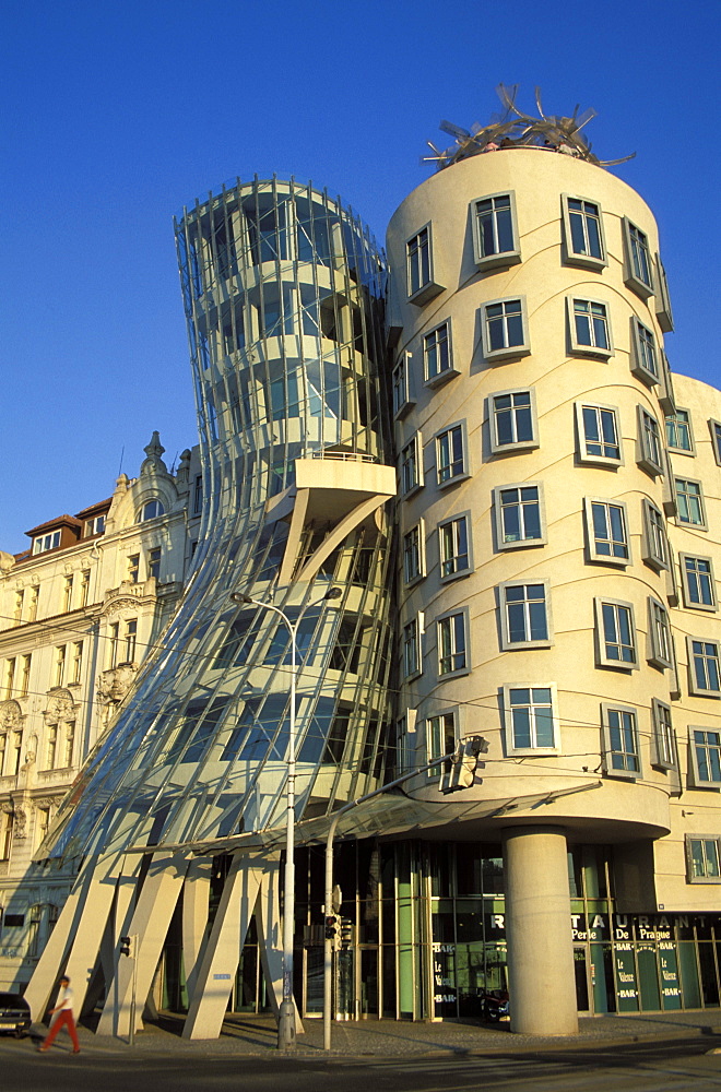 Exterior of the Dancing house at Rasinovo Embankment, Nove Mesto, Prague, Czech Republic, Europe