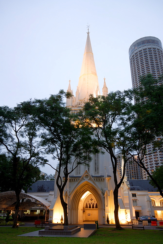 Neo-Gothic Anglican St. Andrews Cathedral dating from between 1856 and 1863, at twilight, Colonial District, Singapore, Southeast Asia, Asia