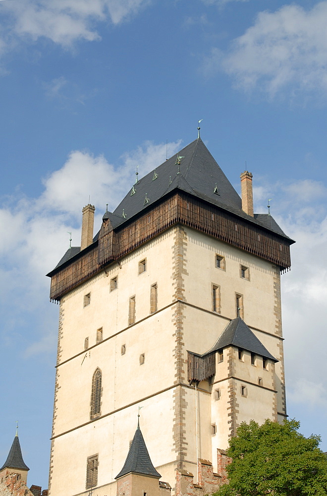 Tower of the Gothic Castle of Karlstejn dating from1348, the most visited castle by tourists in country, village of Karlstejn, Central Bohemia, Czech Republic, Europe