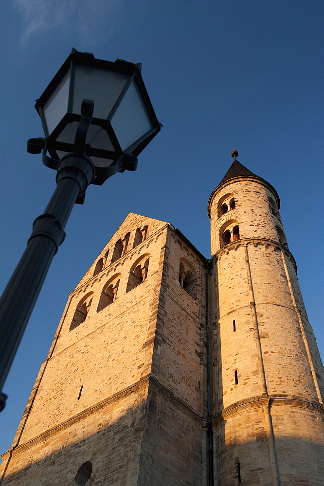 Romanesque Church of Kloster (Cloister) Unser Lieben Frauen, now museum of religion, and street lamp, Grosse Klosterstrasse, Magdeburg, Saxony-Anhalt, Germany, Europe