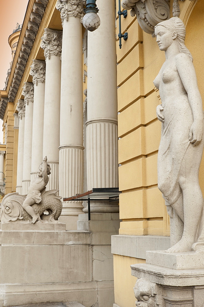 Statues and decorations around entrance of Szechenyi Baths, City Park, Budapest, Hungary, Europe