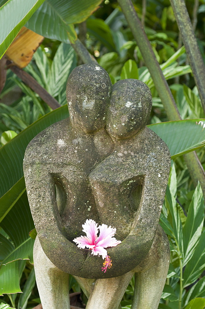 Statue among palm trees of Dunk Island Resort, Great Barrier Reef, Mission Beach, Queensland, Australia, Pacific