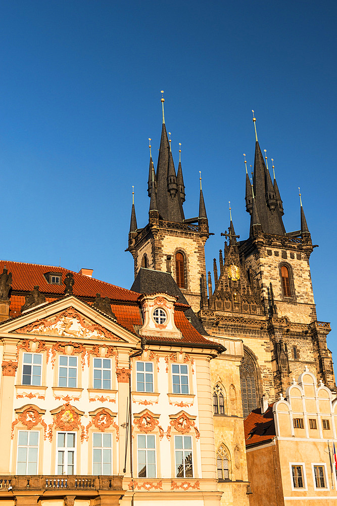 Rococo Kinsky Palace and Gothic Tyn Church, Old Town Square, Old Town (Stare Mesto), UNESCO World Heritage Site, Prague, Czechia, Europe