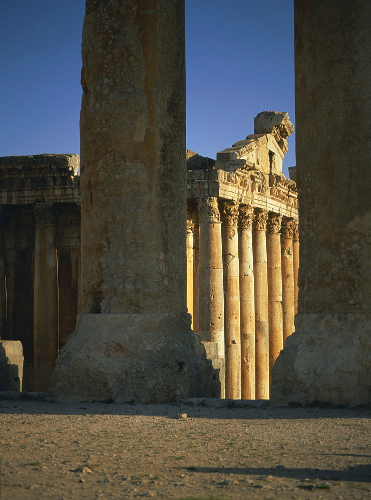 Temple of Bacchus, Baalbek, UNESCO World Heritage Site, Lebanon, Middle East