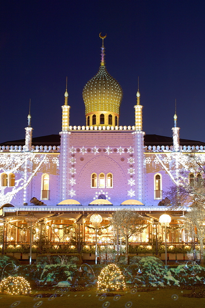 Tivoli Gardens at Christmas, Copenhagen, Denmark, Scandinavia, Europe