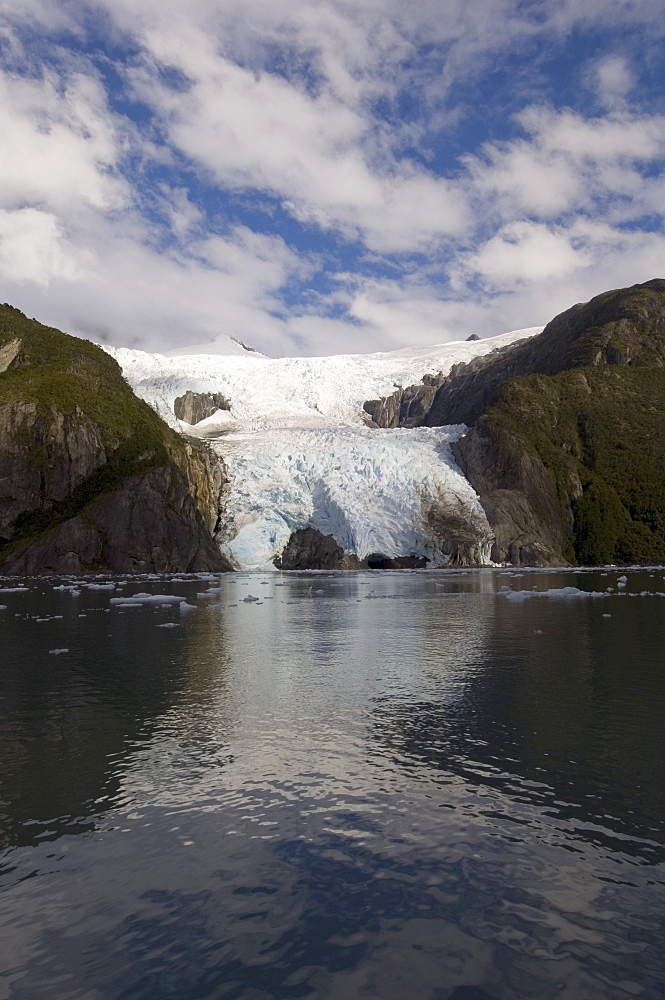 Garibaldi Glacier, Darwin National Park, Tierra del Fuego, Patagonia, Chile, South America