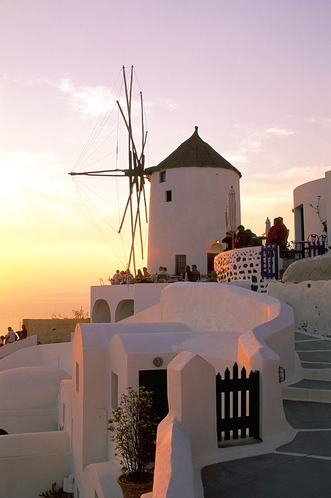 Oia (Ia), island of Santorini (Thira), Cyclades Islands, Aegean, Greek Islands, Greece, Europe