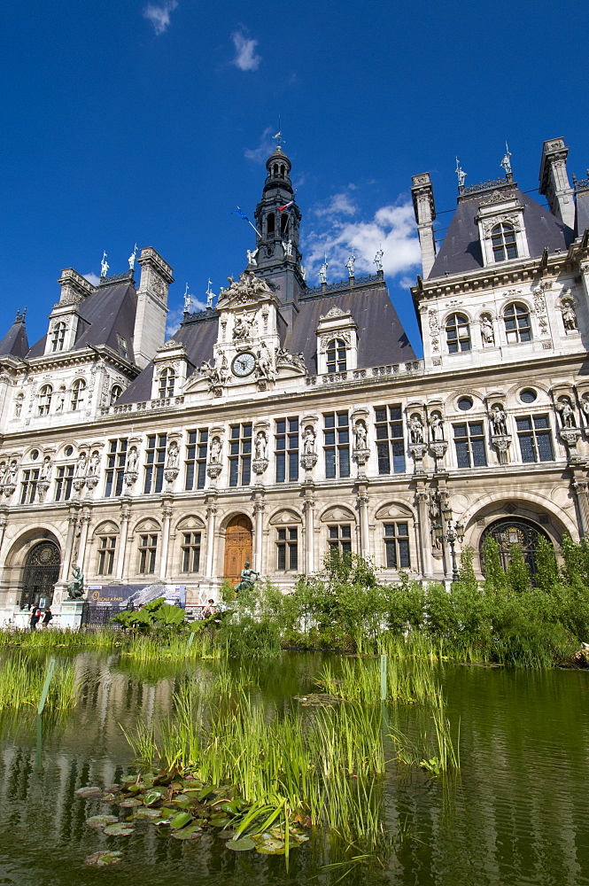 Ephemeral Gardens at Hotel de Ville, Paris, France, Europe