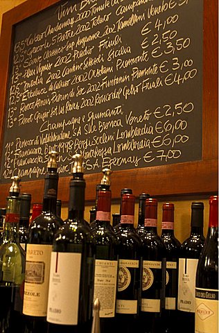 La Cantina di Manuela winebar, Milan, Lombardy, Italy.