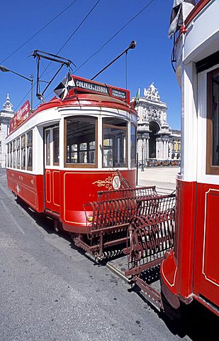 Electricos typical tram, Praça do Comércio, Lisbona, Portugal, Europe