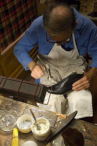 Artisan shoe-shop Mannina, Florence, Italy