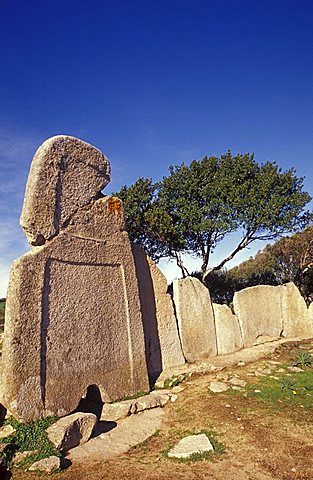 Li Muri or Del Gigante tomb, Arzachena, Sardegna, Italy.