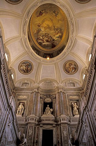 Great staircase of honour, Reggia di Caserta, Caserta, Campania, Italy