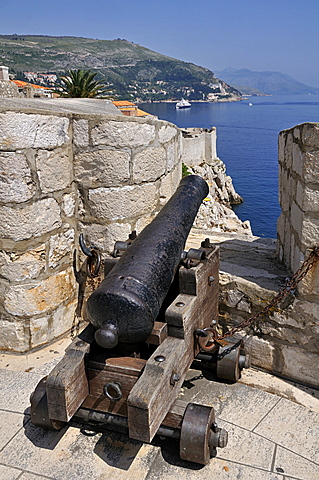 Walls of Dubrovnik, Grad old town, Dubrovnik, Dalmatia, Croatia, Europe