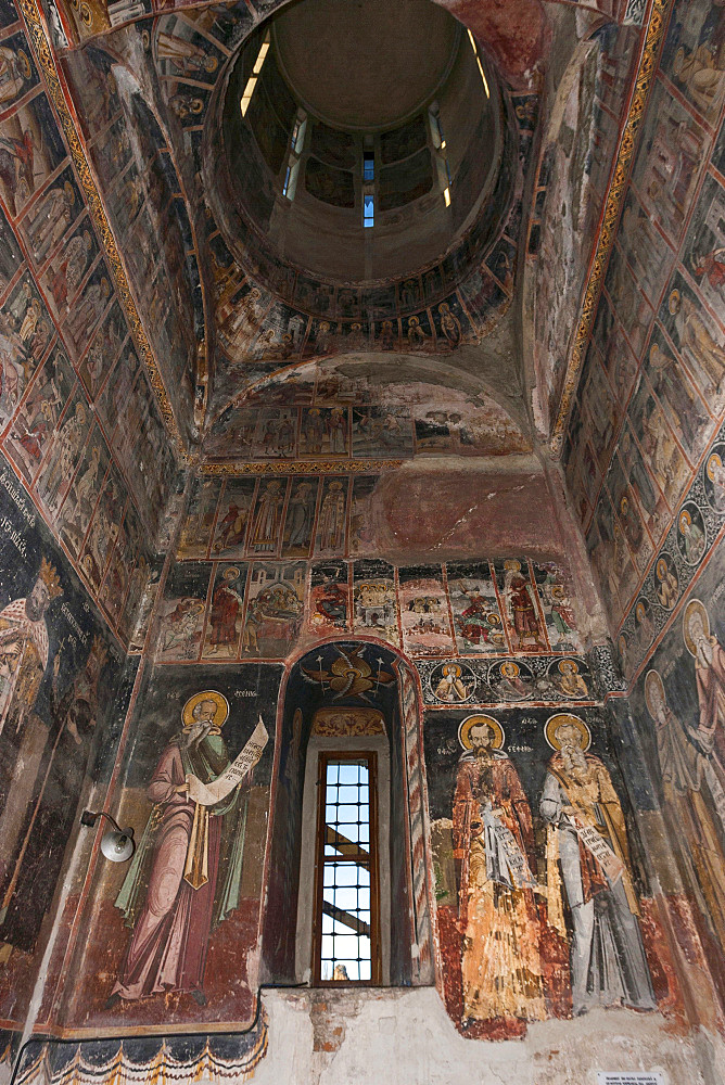 The church Domenica biserica of the princely court in Targoviste. The princely court (curtea palace) was the first residence of Vlad Tepes aka Dracula. europe, eastern europe, romania, carpathian mountains, january