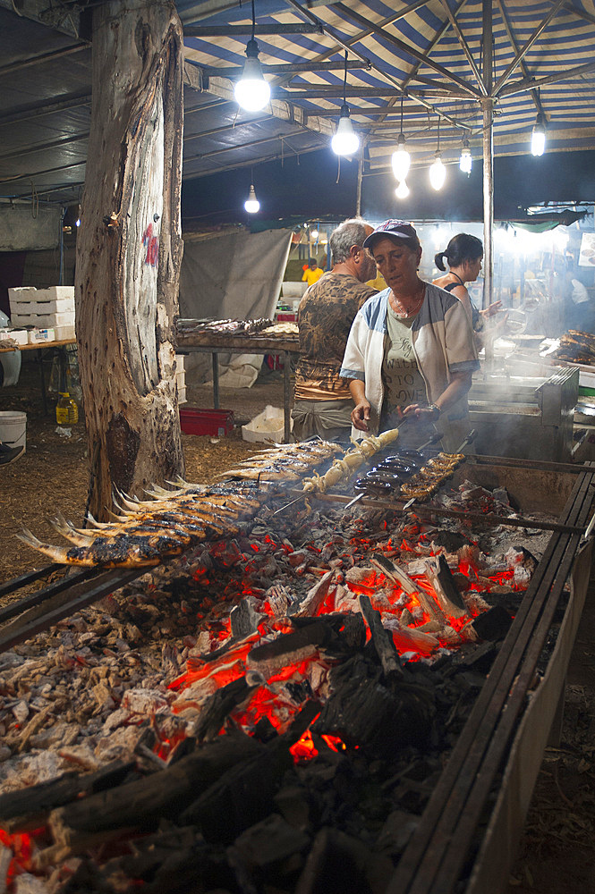 Mullet grilled, typical Sardinia recipe, Campidano, Sardinia, Italy, Europe