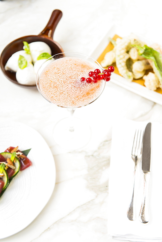 Still life of Bulgari cocktail with smoked mozzarella, seafood and fried vegetables at Il Bar inside Bulgari Hotel, Milan, Lombardy, Italy, Europe