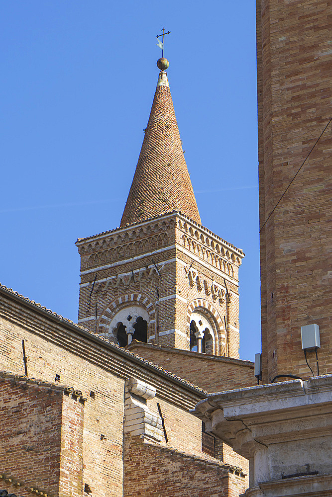 Piazza della Repubblica square, View of the Bell Tower of the Church of San Francesco, Urbino, Marche, Italy, Europe