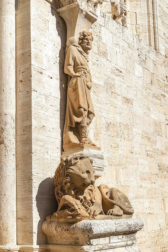 Collegiate Church of Saints Quirico and Giulitta, Detail, UNESCO World Heritage Site, Val díOrcia, San Quirico díOrcia, Tuscany, Italy, Europe