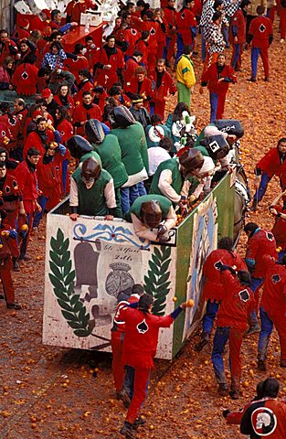 Orange battle, Traditional carnival, Ivrea, Piemonte, Italy